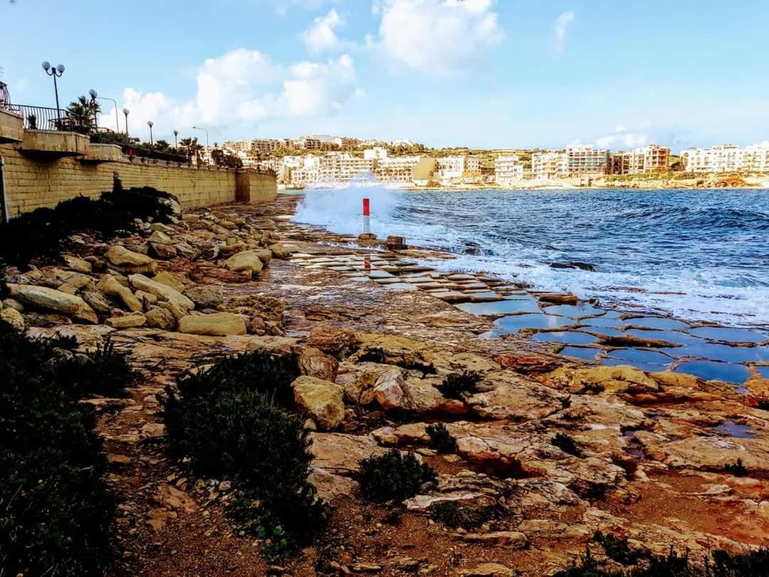 Aurora Apartment Marsaskala Exterior photo